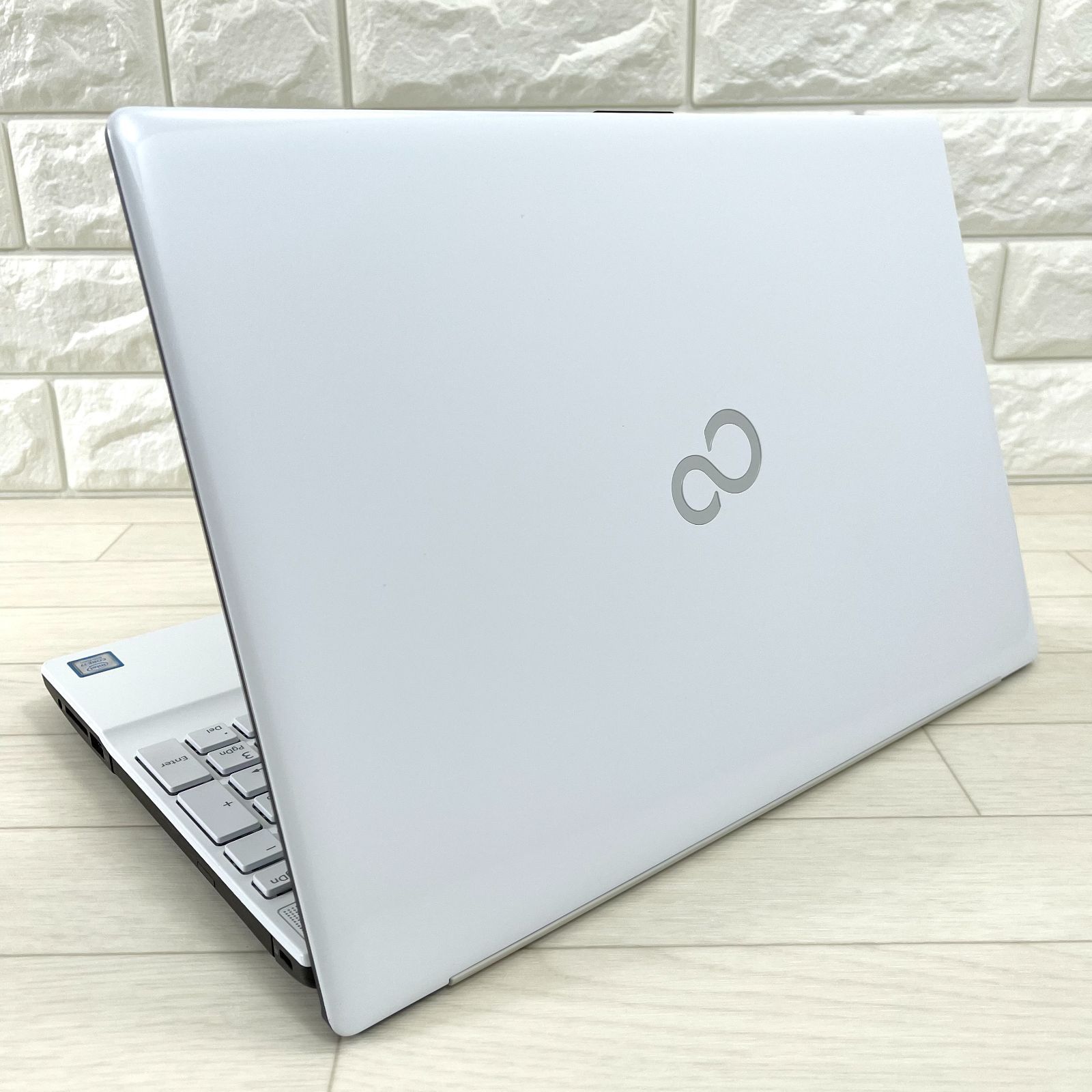 富士通 第8世代i7 SSD512GB メ16GB Office2024 Win11 - メルカリ