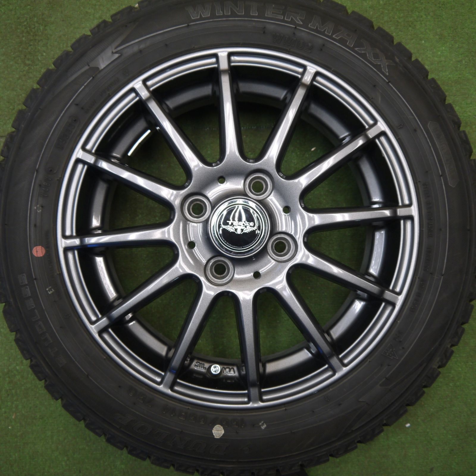 バリ溝！22年！キレイ！9.5分☆スタッドレス 155/65R14 ダンロップ 