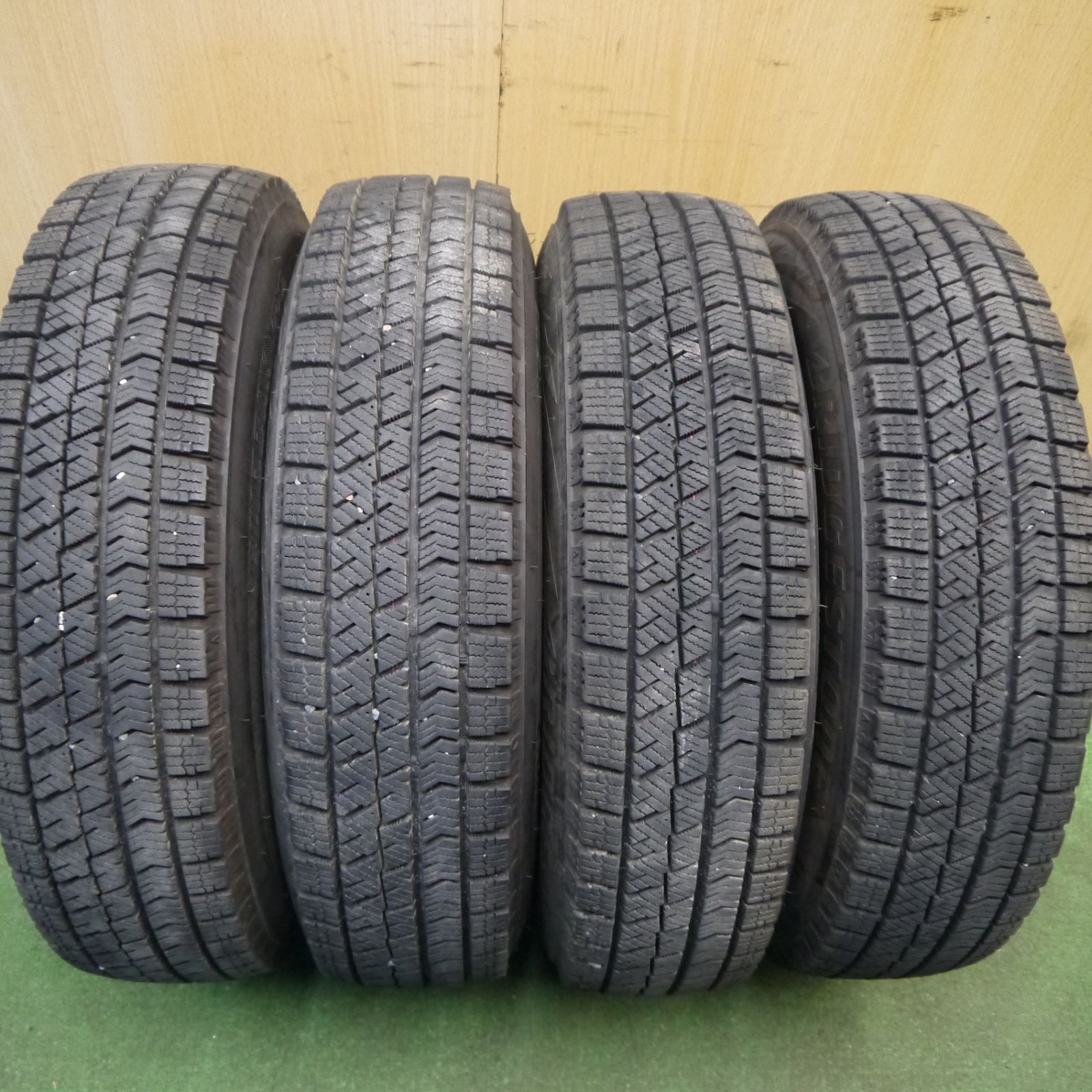 4本価格☆スタッドレス 135/80R12 ブリヂストン ブリザック VRX2 