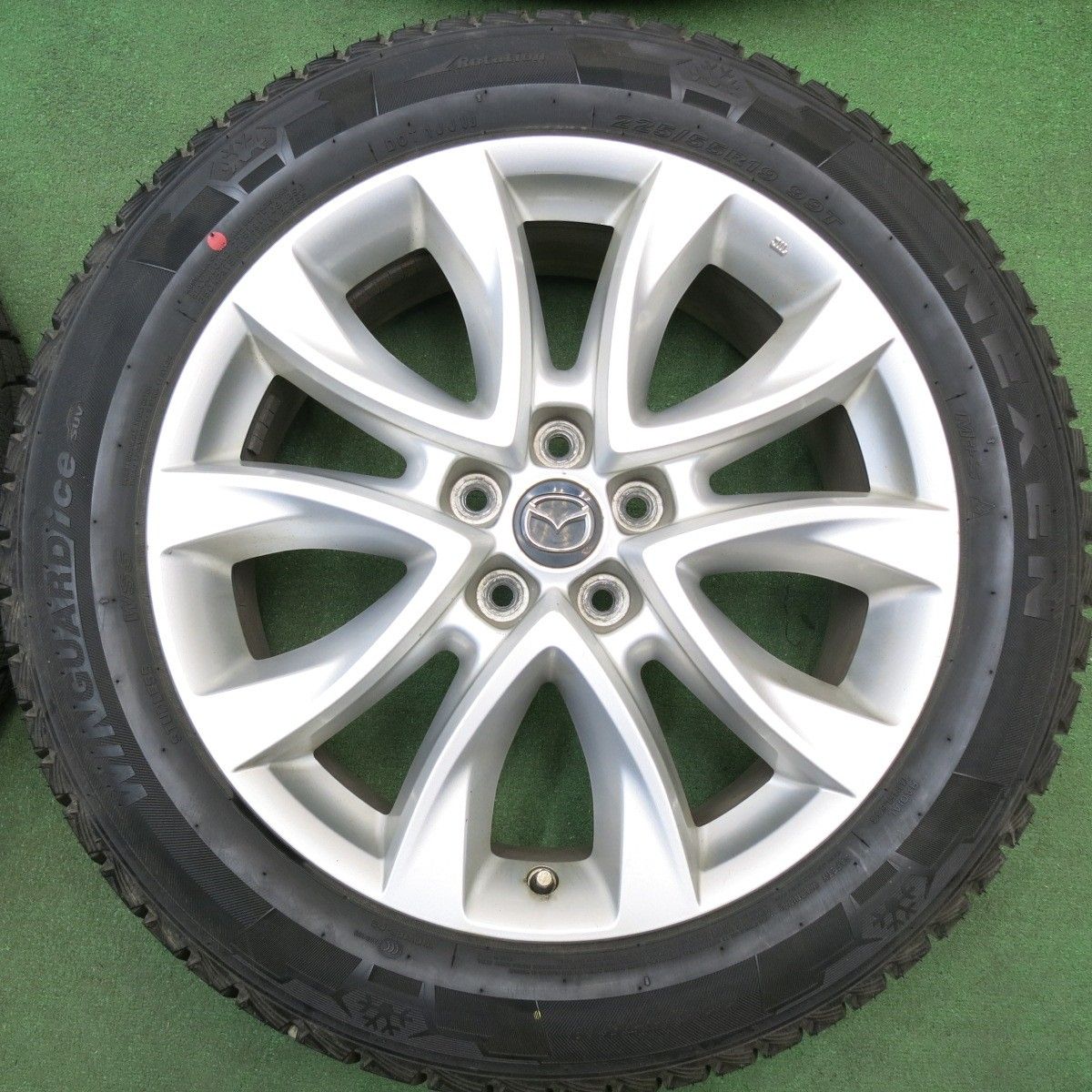 バリ溝！24年！キレイ！9.5分☆マツダ CX-5 純正 225/55R19 