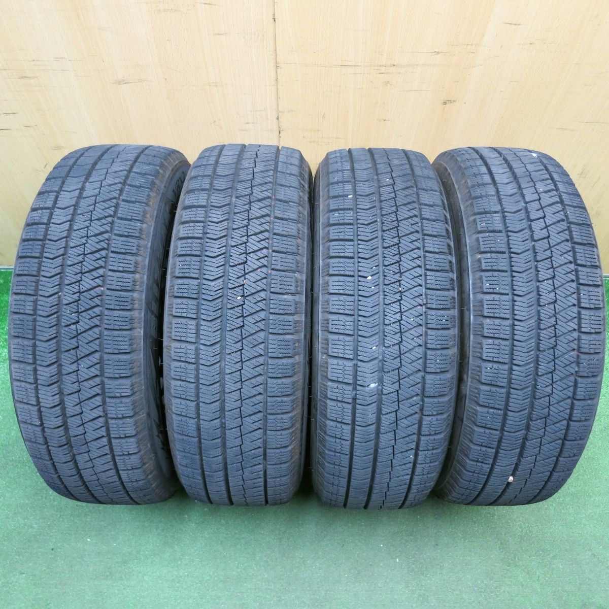 バリ溝！24年！9分☆ホンダ フィット 純正 スチール 185/60R15 