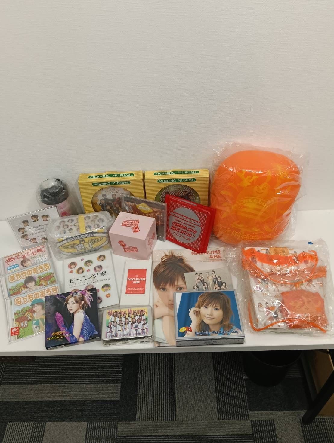[Used goods] Morning Musume. Voice Clock & Calendar & Goto Maki Rumored SEXY GUY CD Other Merchandise Set Talent Goods Idol Music CD Current Item