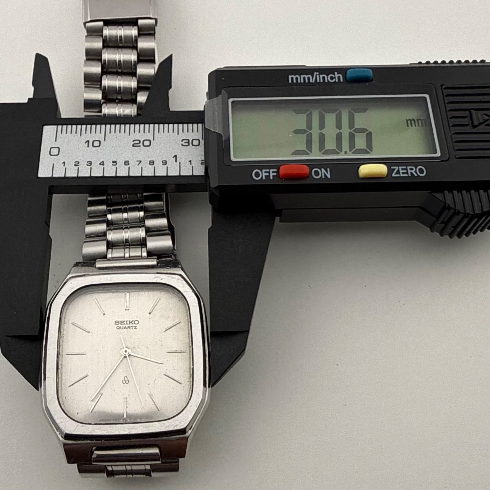 SEIKO 5931-5190 セイコー スクエア クォーツ メンズ ボーイズ 腕時計 