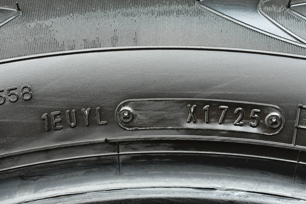 新車外し 2025年製】ダンロップ グラントレック PT5A 265/55R20 バリ溝 