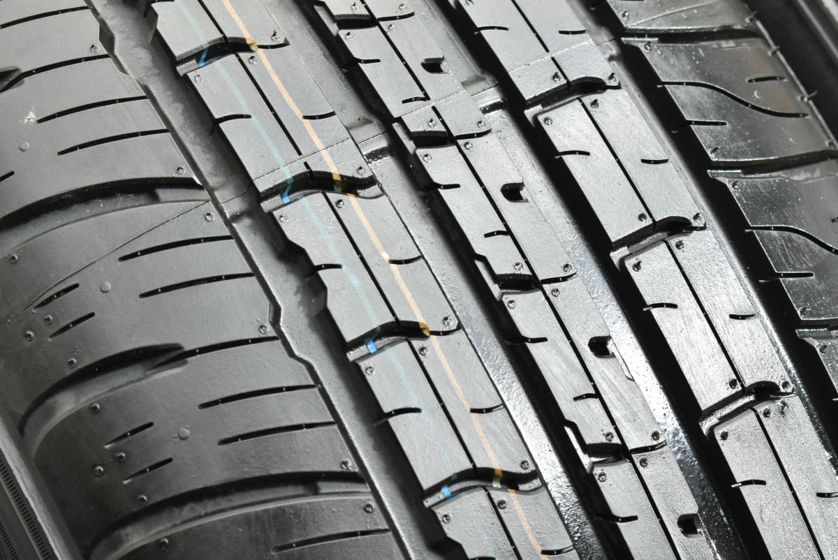 新車外し 2025年製】ダンロップ グラントレック PT5A 265/55R20 バリ溝 