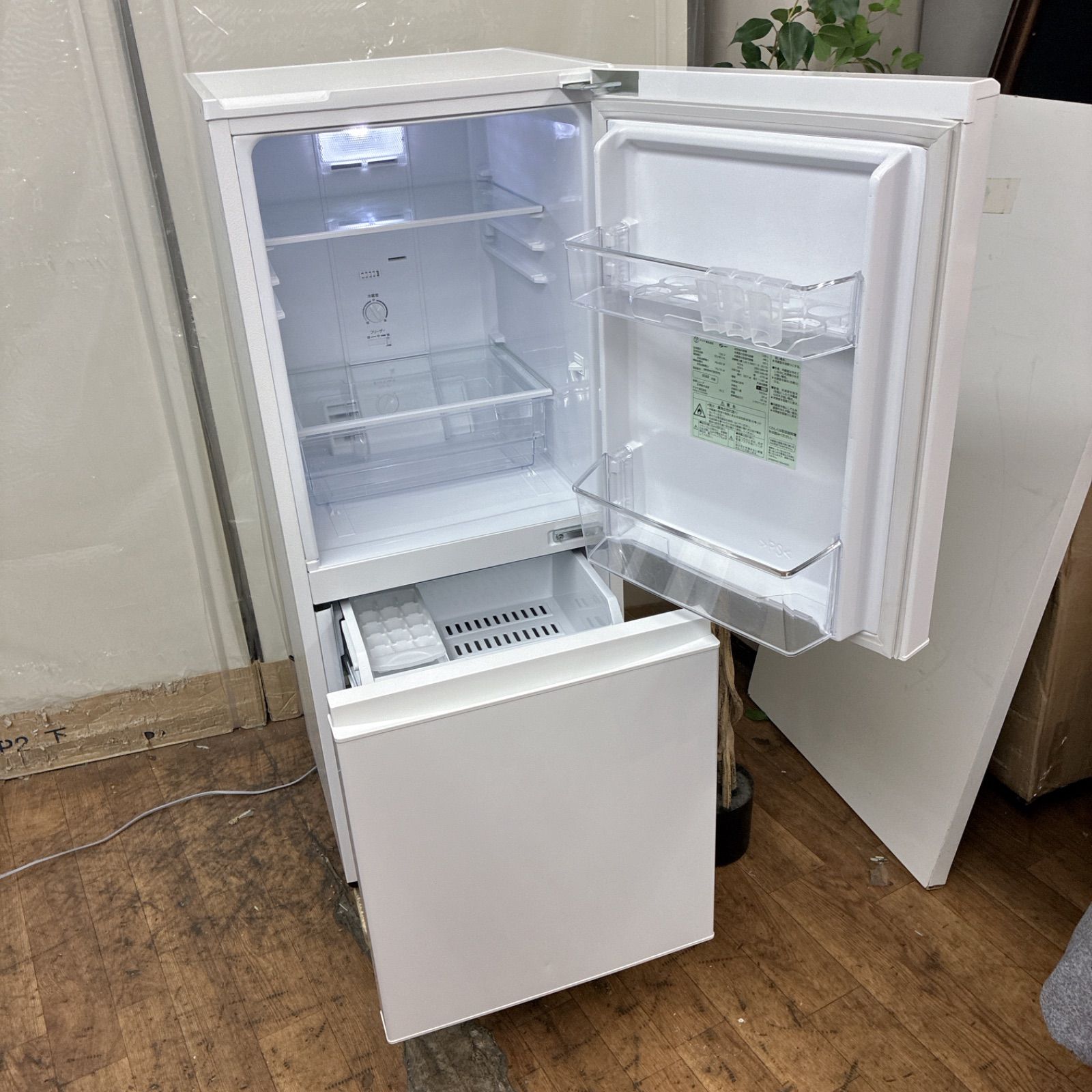 名古屋市近郊配送設置無料】S207 ⭐ AQUA ❘ アクア 2ドア冷蔵庫 (126L 
