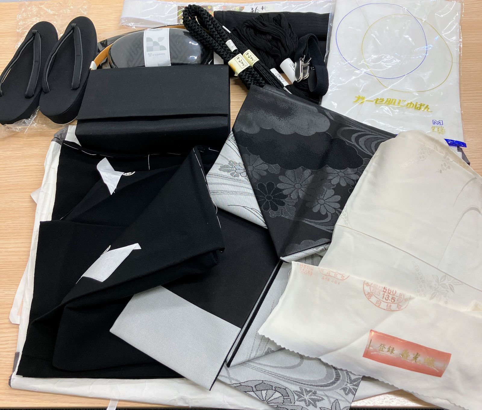 【新古品未使用】さが美 喪服 着物 フルセット 寿光織 長襦袢 帯 和装小物一式