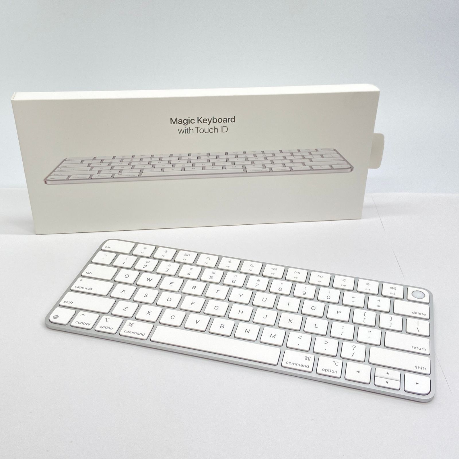 美品 Apple Magic Keyboard with Touch ID US配列 MXCK3LL/A 美品 Apple Magic Keyboard with Touch ID US配列 MXCK3LL/A