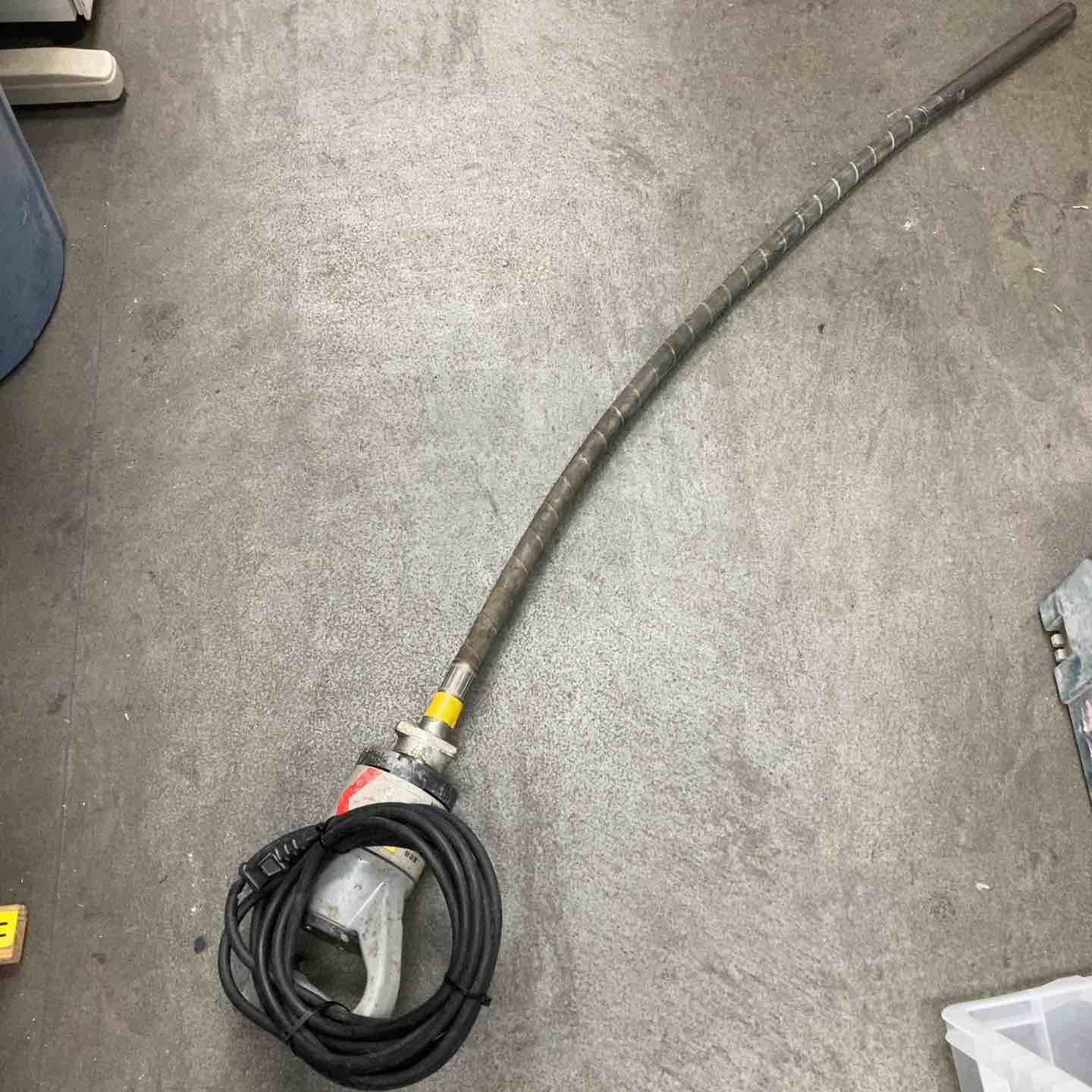 ⑤エクセン(EXEN) コンクリートバイブレータ E28FPA【川崎店】 ⑤エクセン(EXEN) コンクリートバイブレータ E28FPA【川崎店】 - メルカリ