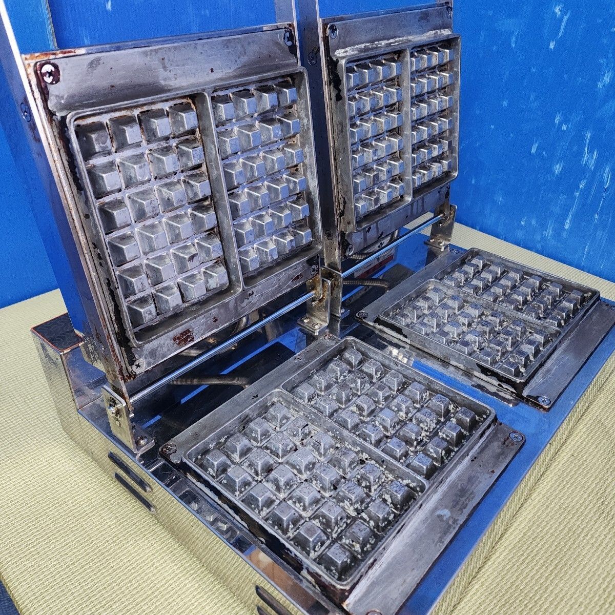 M554ヤ★業務用 ベルジャンワッフルベーカー ＳＢＷ－２００角型 動作品　送料無料　保証付★2603