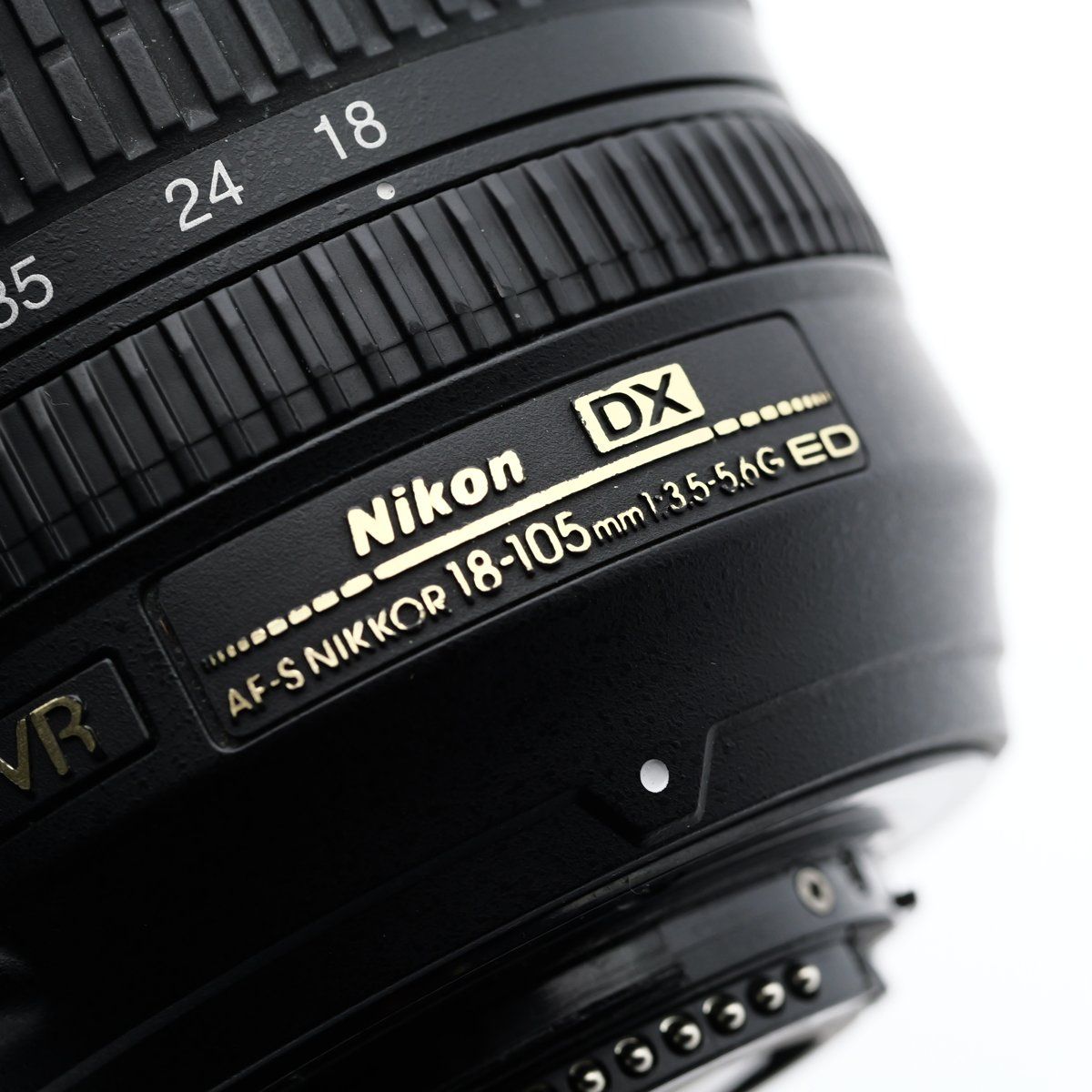 Nikon AF-S DX NIKKOR 18-105mm F3.5-5.6G ED VR レンズ ニコン F 
