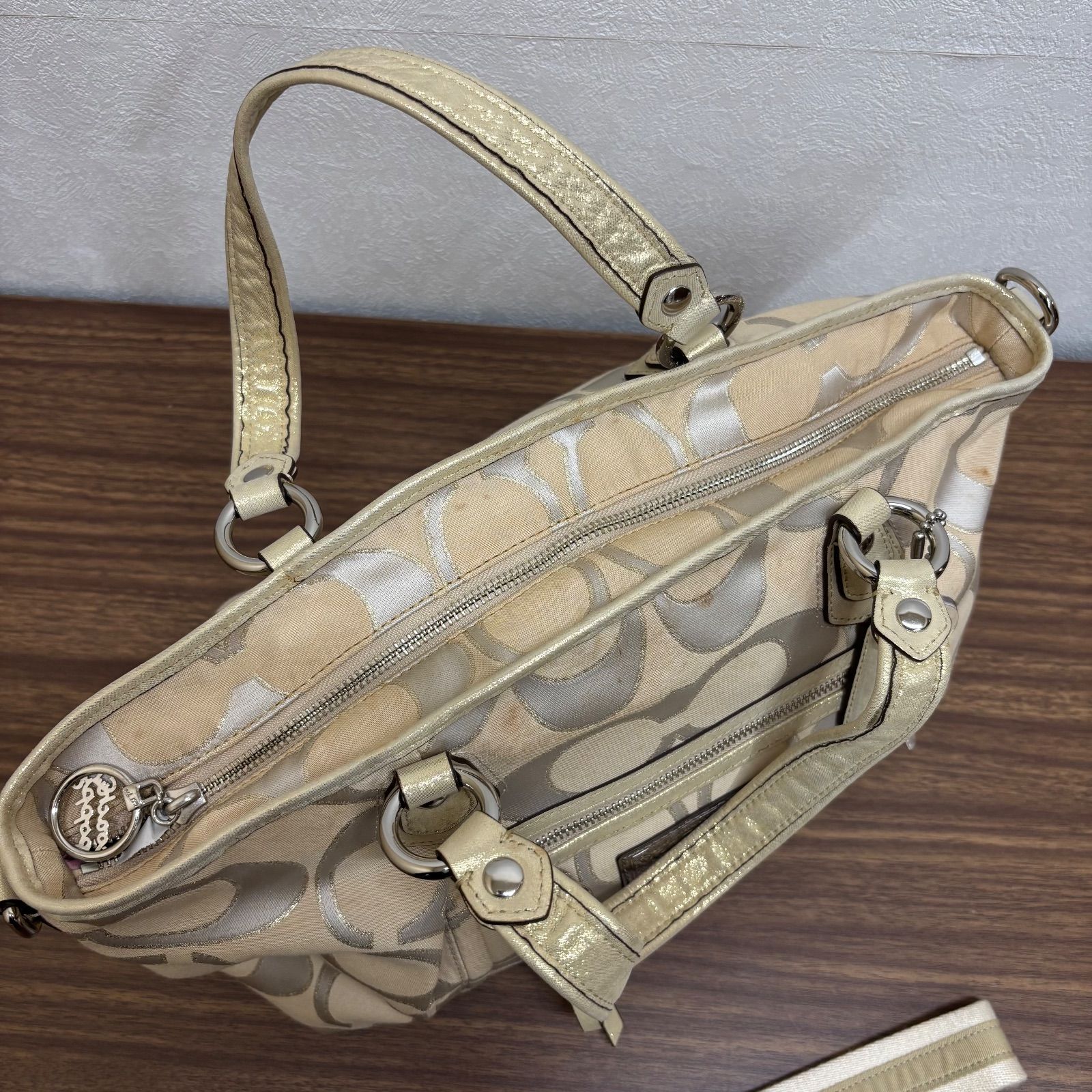 b) COACH コーチ ポピー Poppy ハンド ショルダー バッグ シグネチャー 