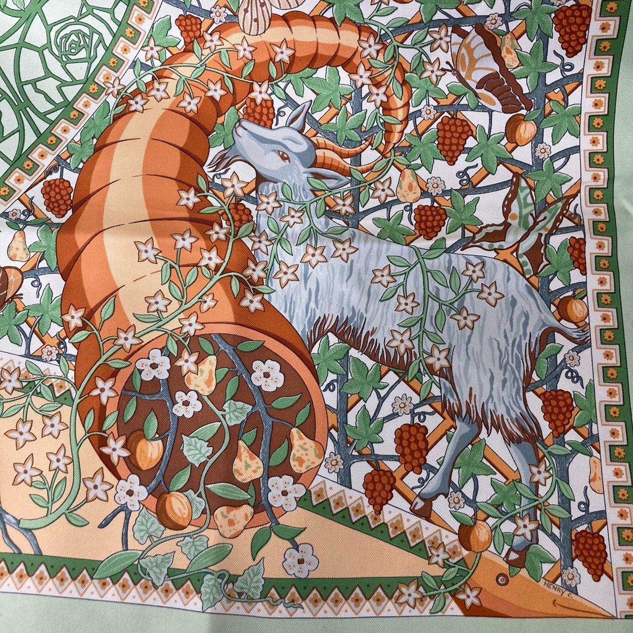 HERMES】エルメス スカーフ カレ90 AXIS MUNDI 世界の中心軸 シルク100