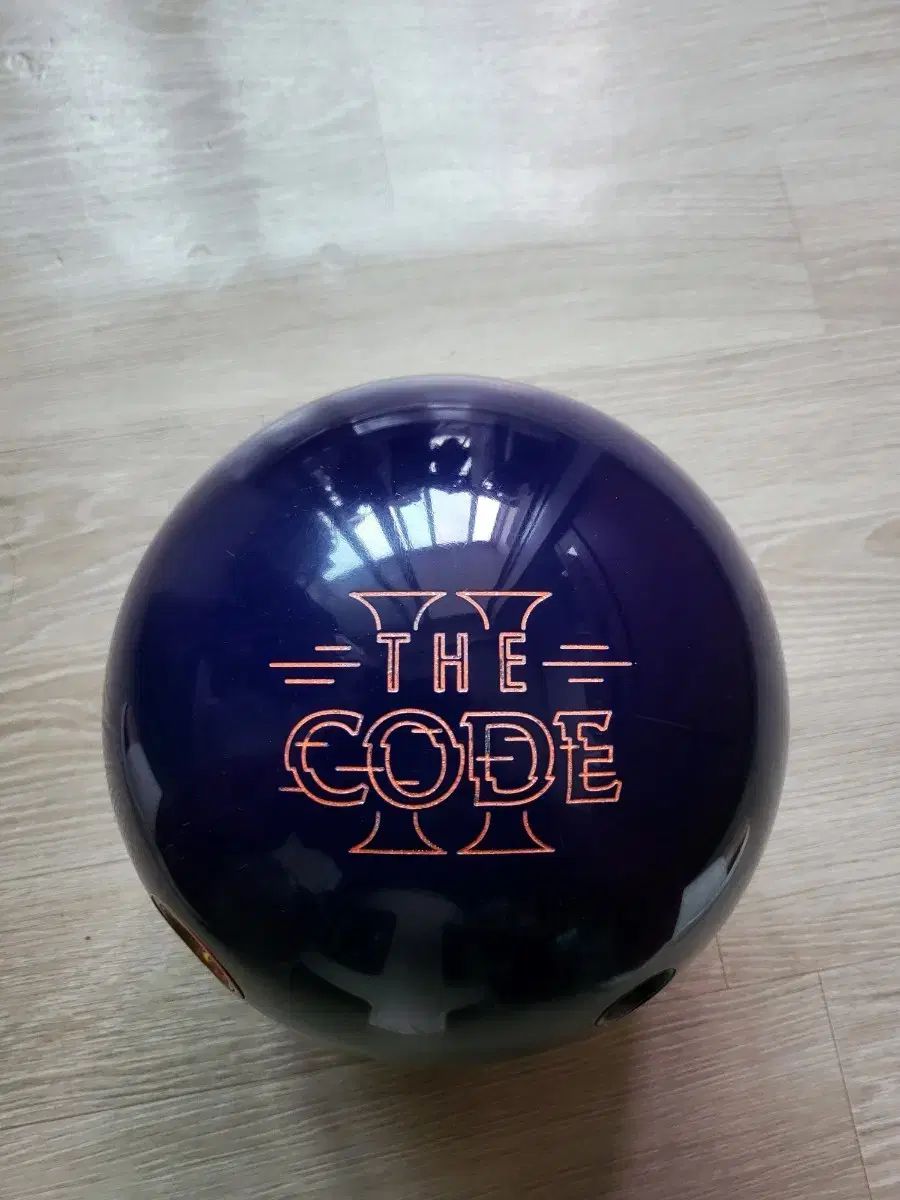 【ストーム】STORM ダークコード ボウリングボール 15ポンド ストーム】STORM ダークコード ボウリングボール 15ポンド 【公式通販】