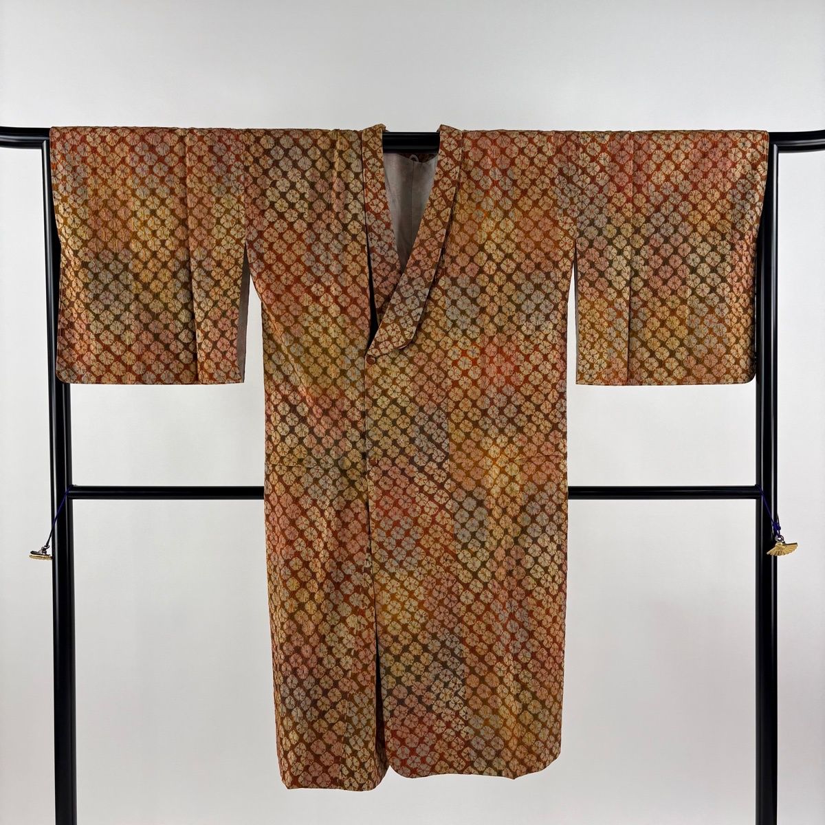 美品】 道行 身丈114cm 裄丈68cm L 紬地 流彩絞り 和装コート へちま衿 