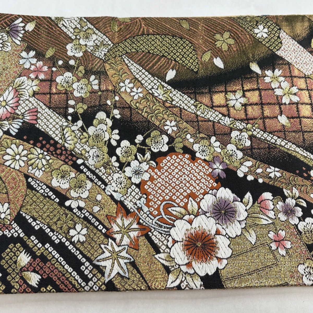 美品】 袋帯 秀品 熨斗 草花 箔 金糸 ピンクベージュ 六通 正絹 【中古 