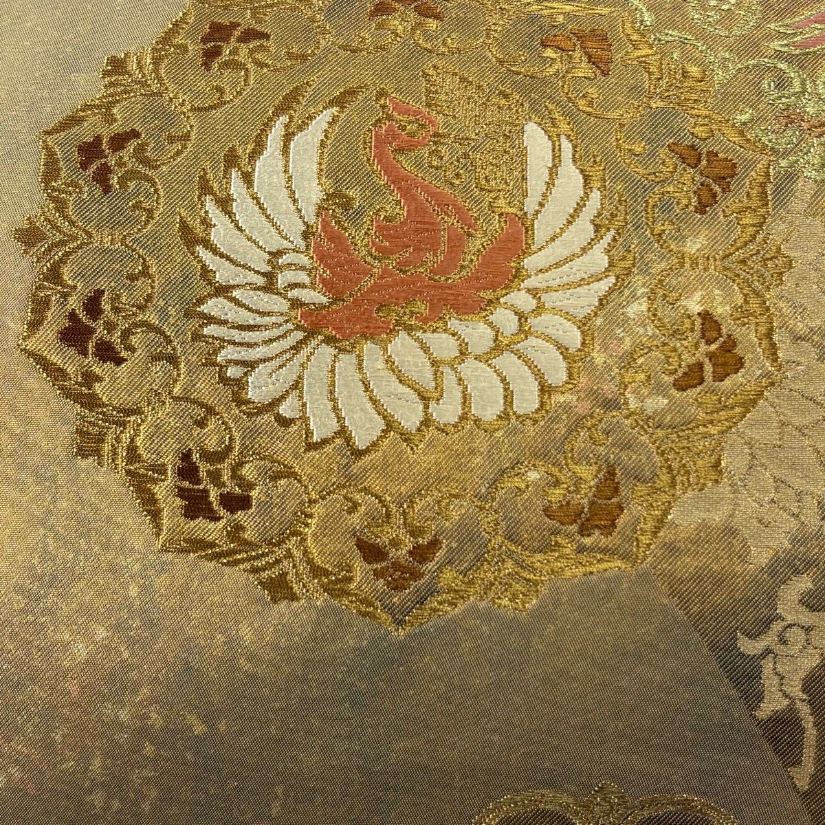 美品】 袋帯 秀品 川島織物 落款 鳳凰 花唐草 金糸 箔 金色 六通 正絹 