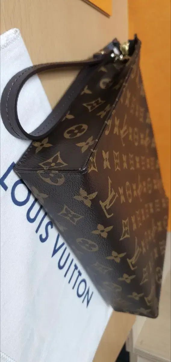 Buy from Japan Easily