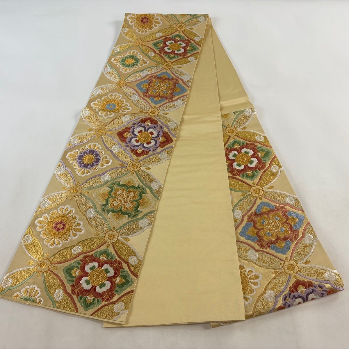 袋帯 秀品 七宝華文 花唐草 唐織 金銀糸 金色 六通 正絹 【中古