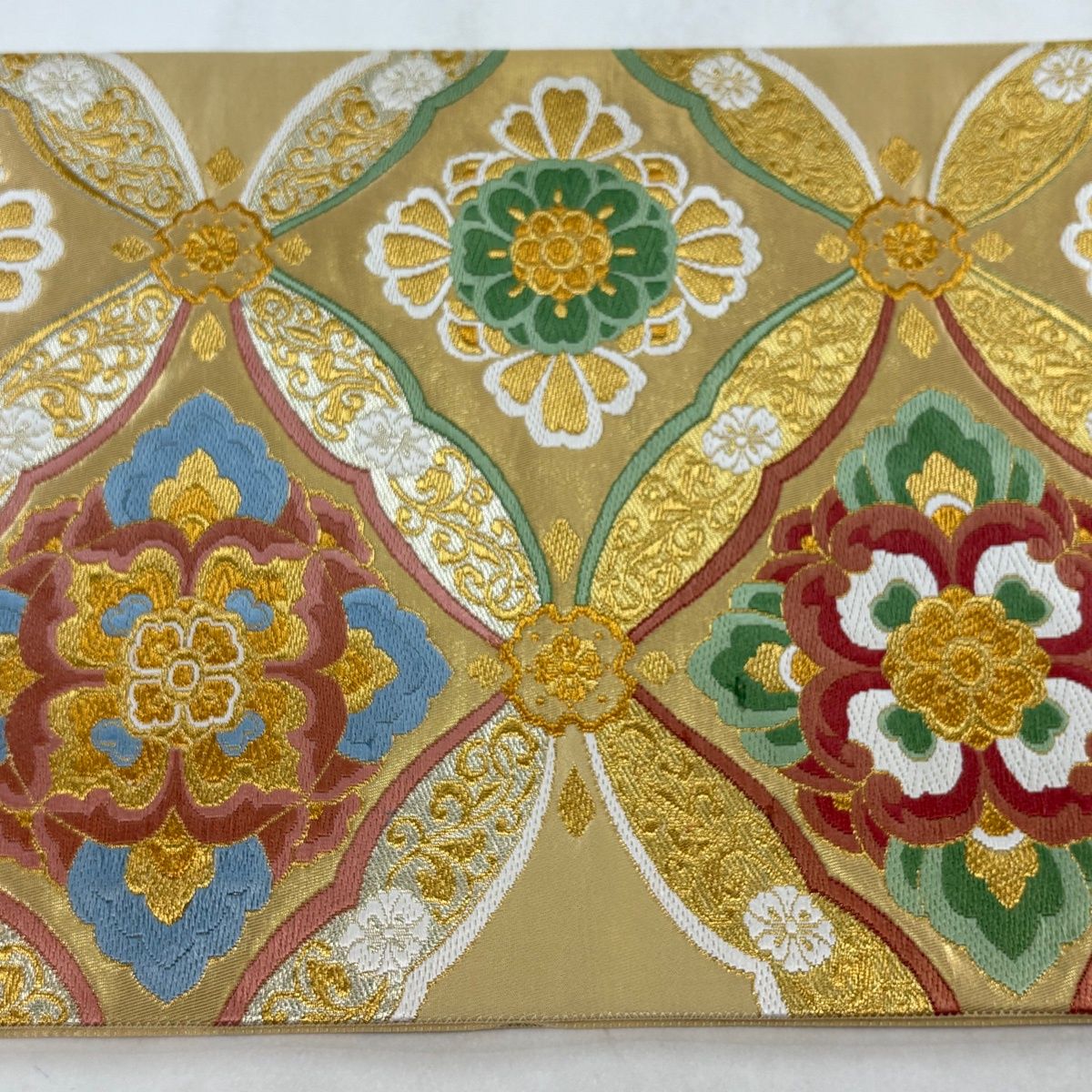 金子 梅 華