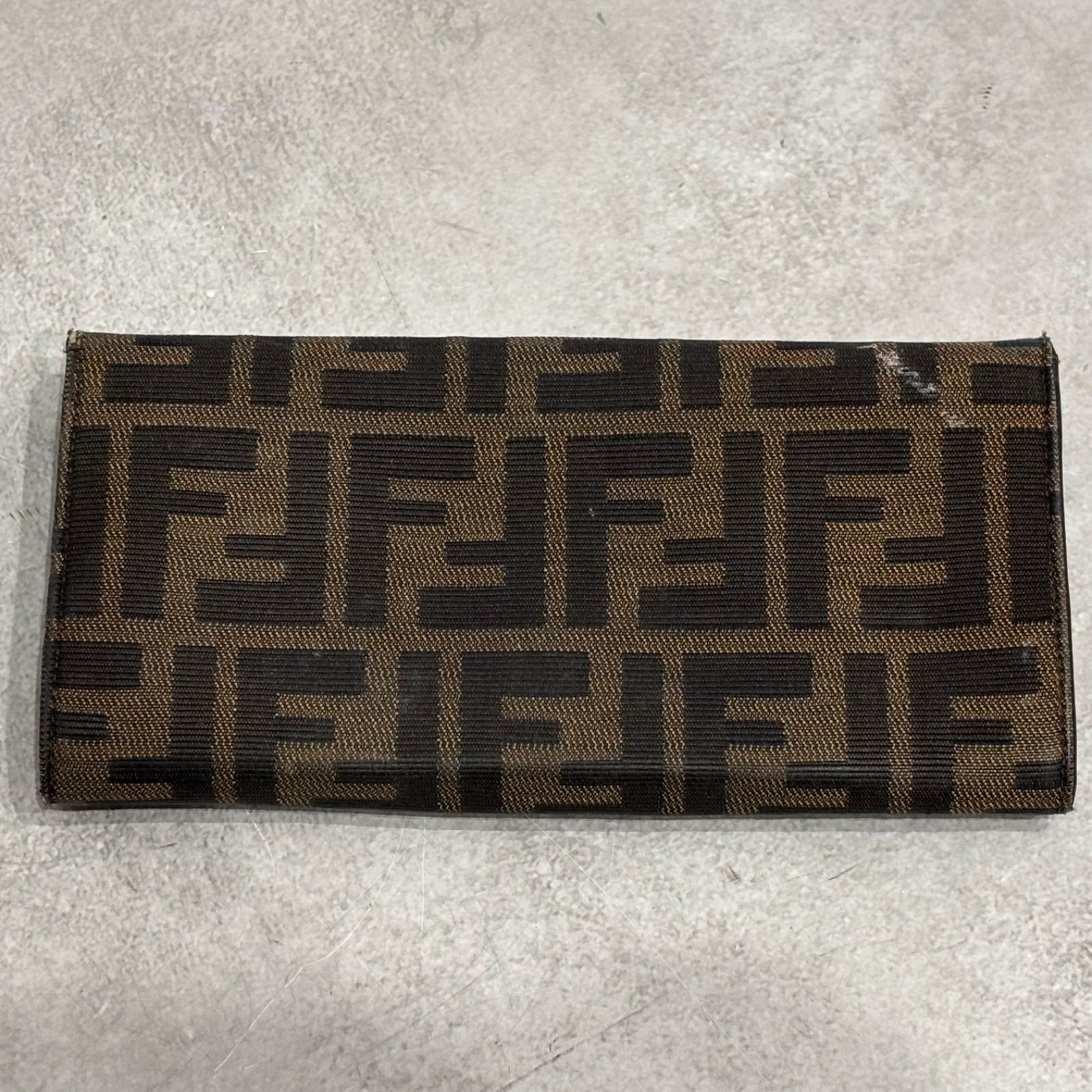 FENDI フェンディ ズッカ FFロゴ キャンバス レザー 長財布 二つ折り長