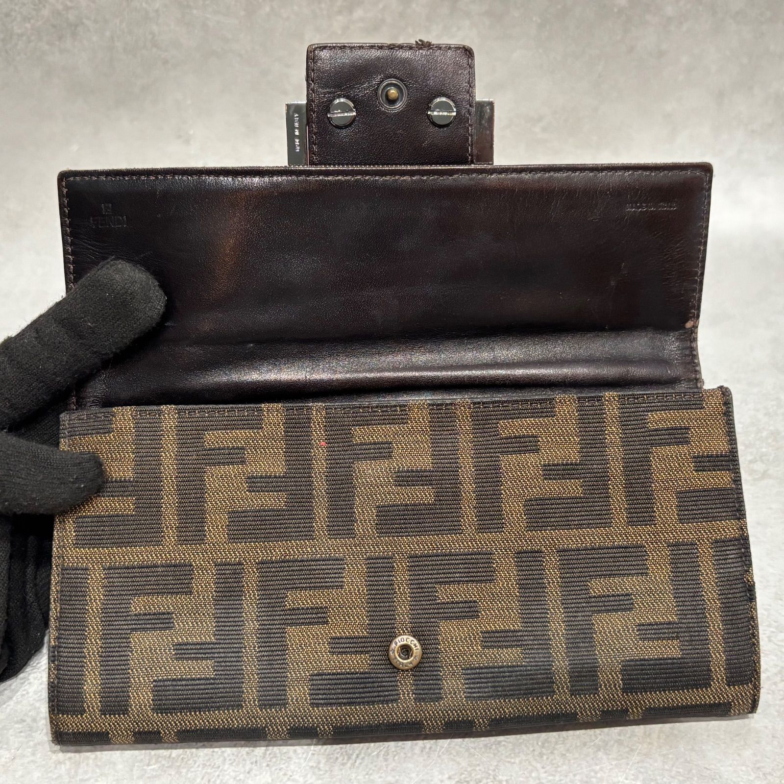 FENDI フェンディ ズッカ FFロゴ キャンバス レザー 長財布 二つ折り長