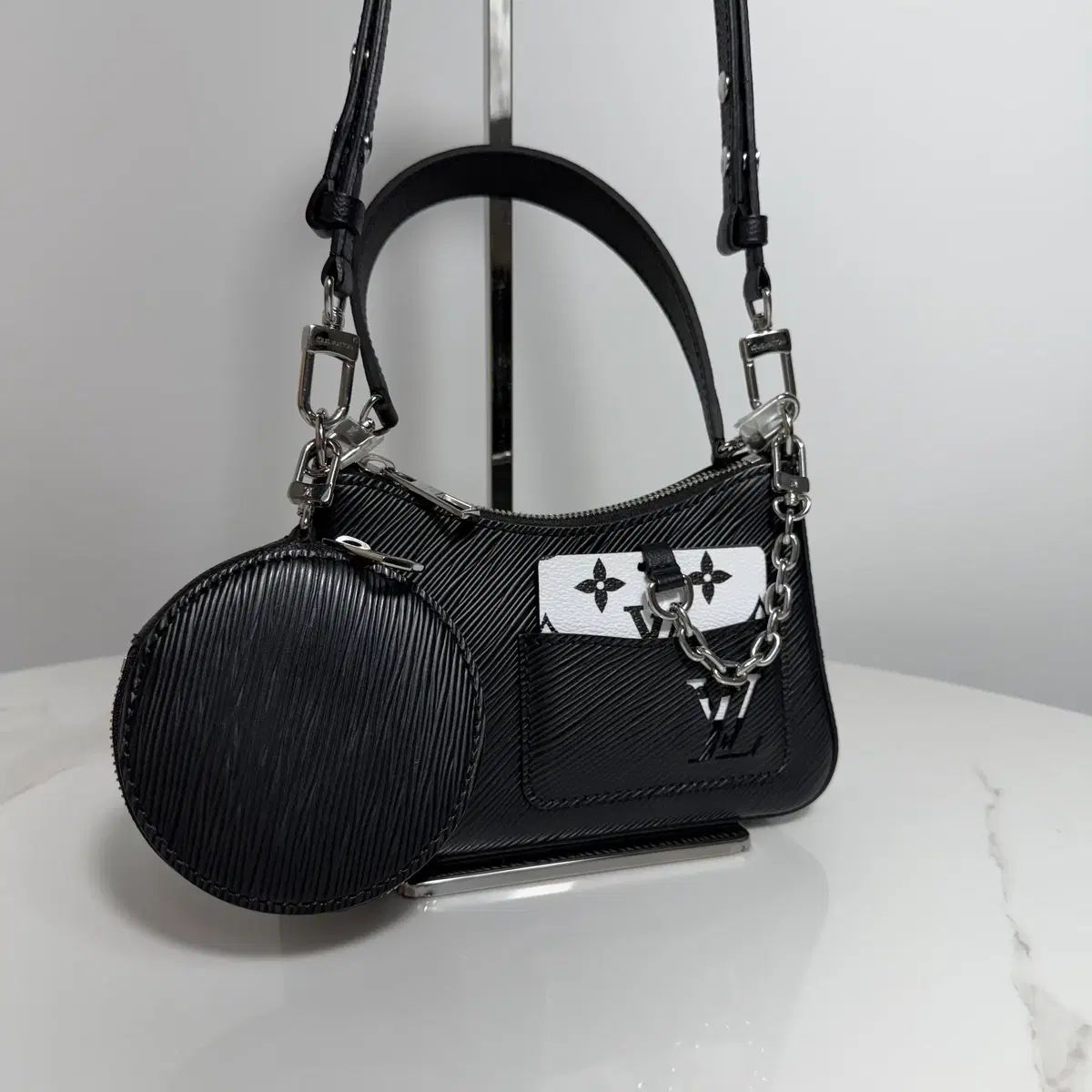 Buy from Japan Easily