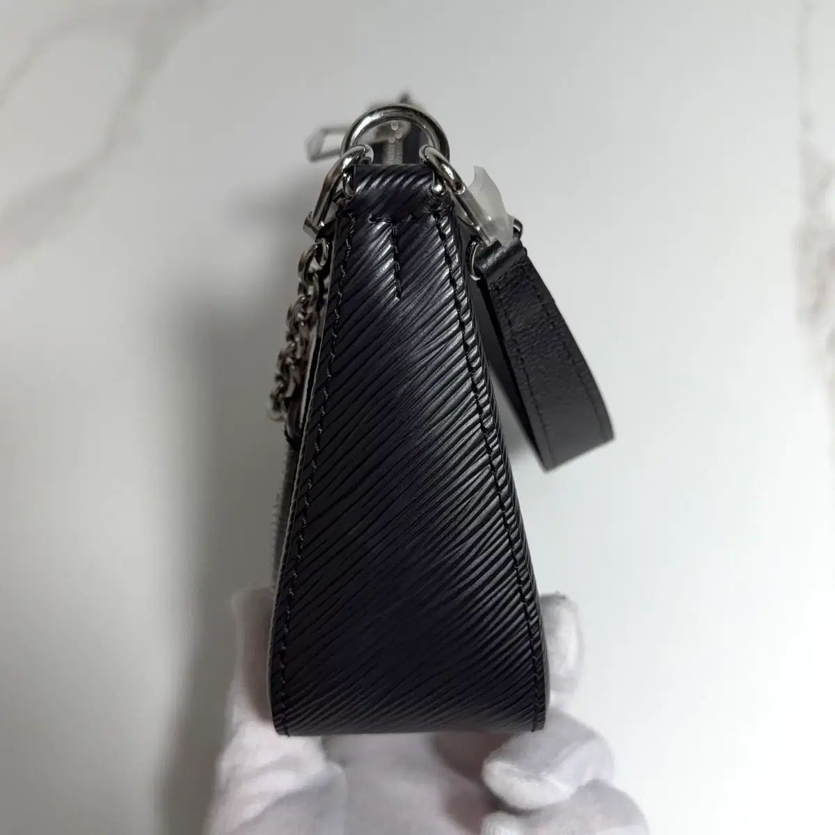 Buy from Japan Easily