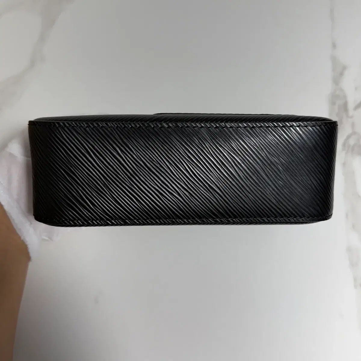 Buy from Japan Easily