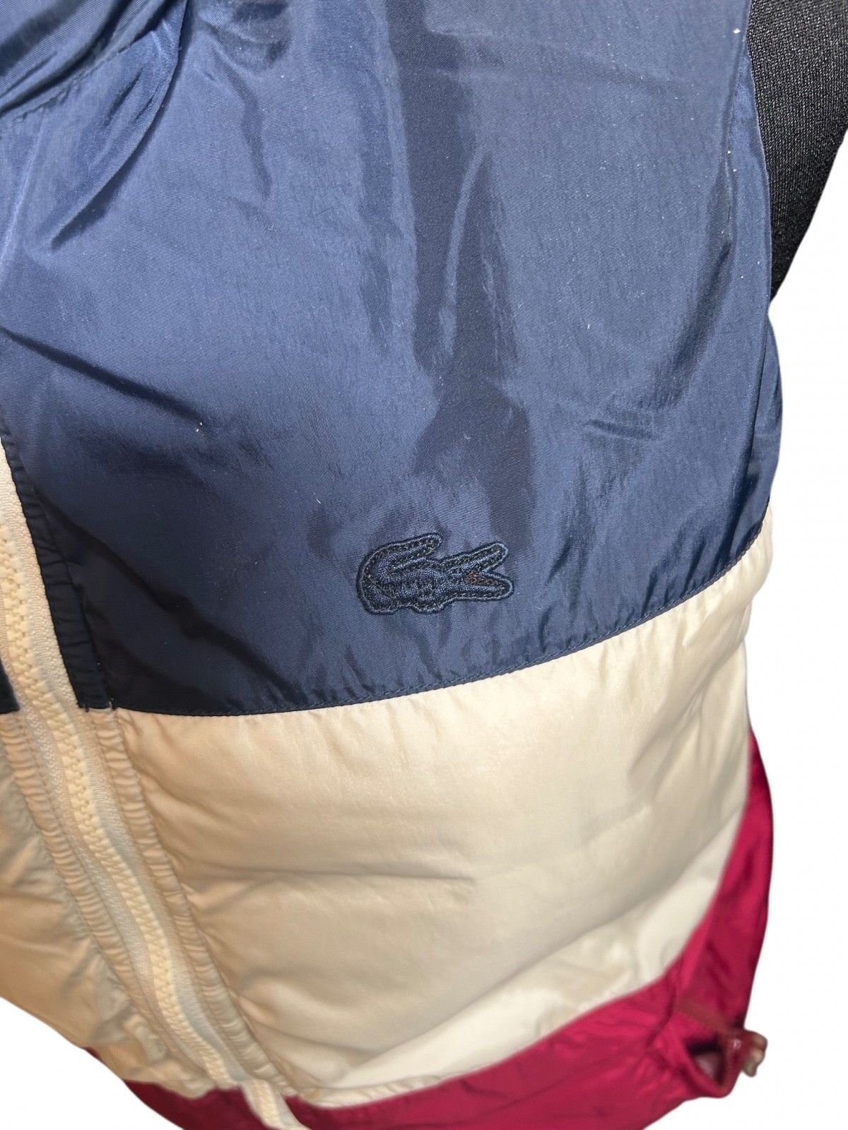 ラコステ LACOSTE リバーシブル ダウンベスト フード付 トリコロール 
