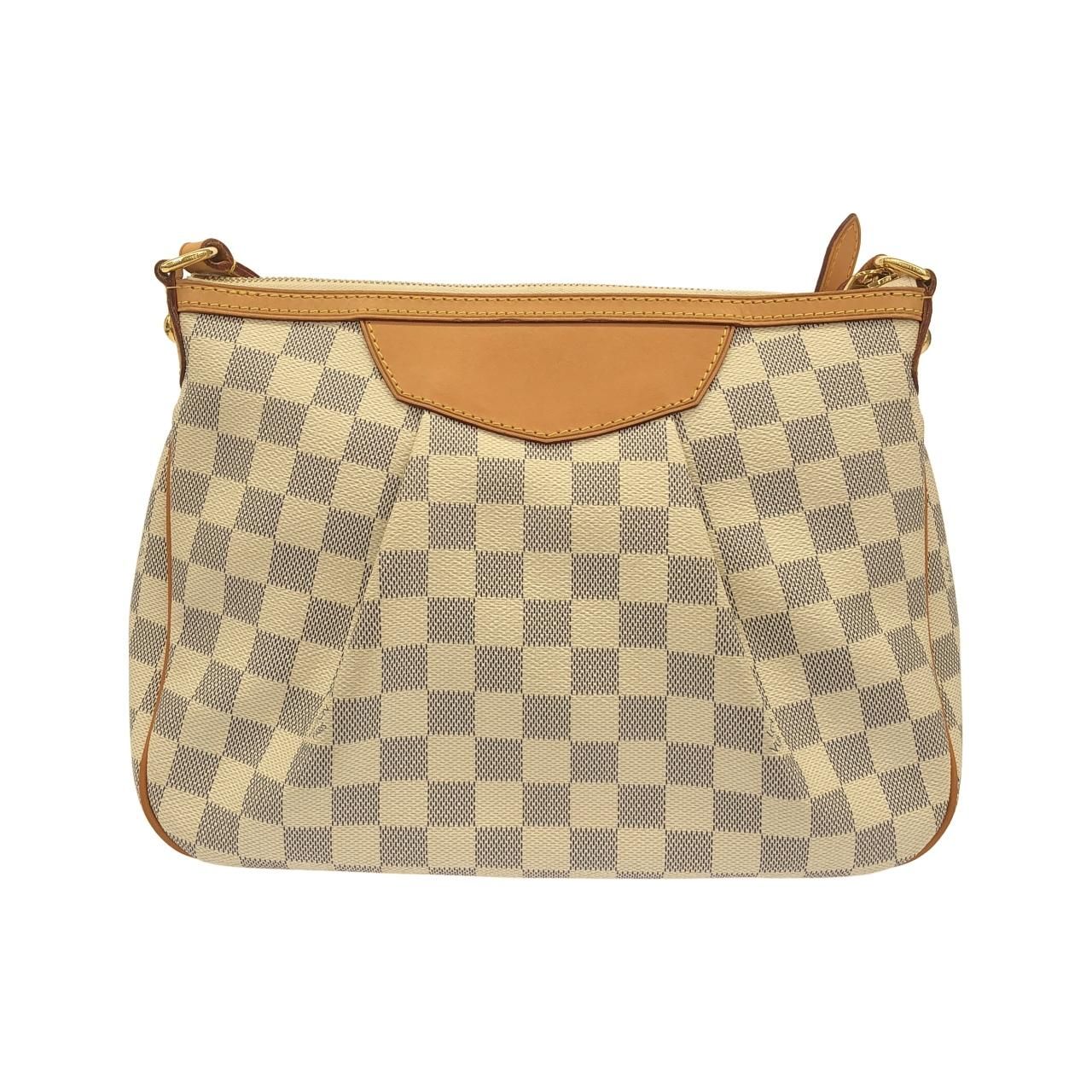 Buy from Japan Easily