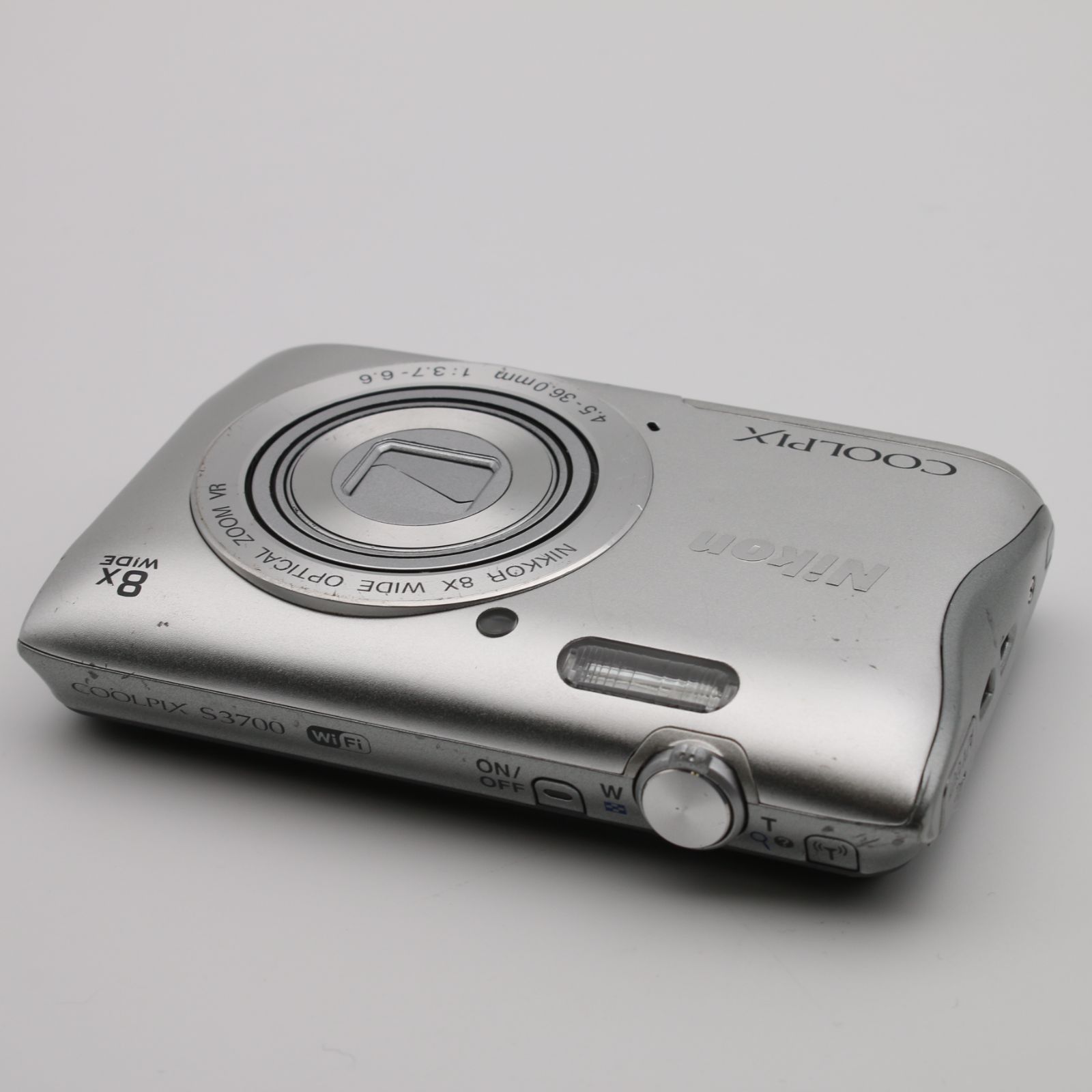 美品】 Nikon COOLPIX S3700 シルバー 光学8倍ズーム 2005万画素