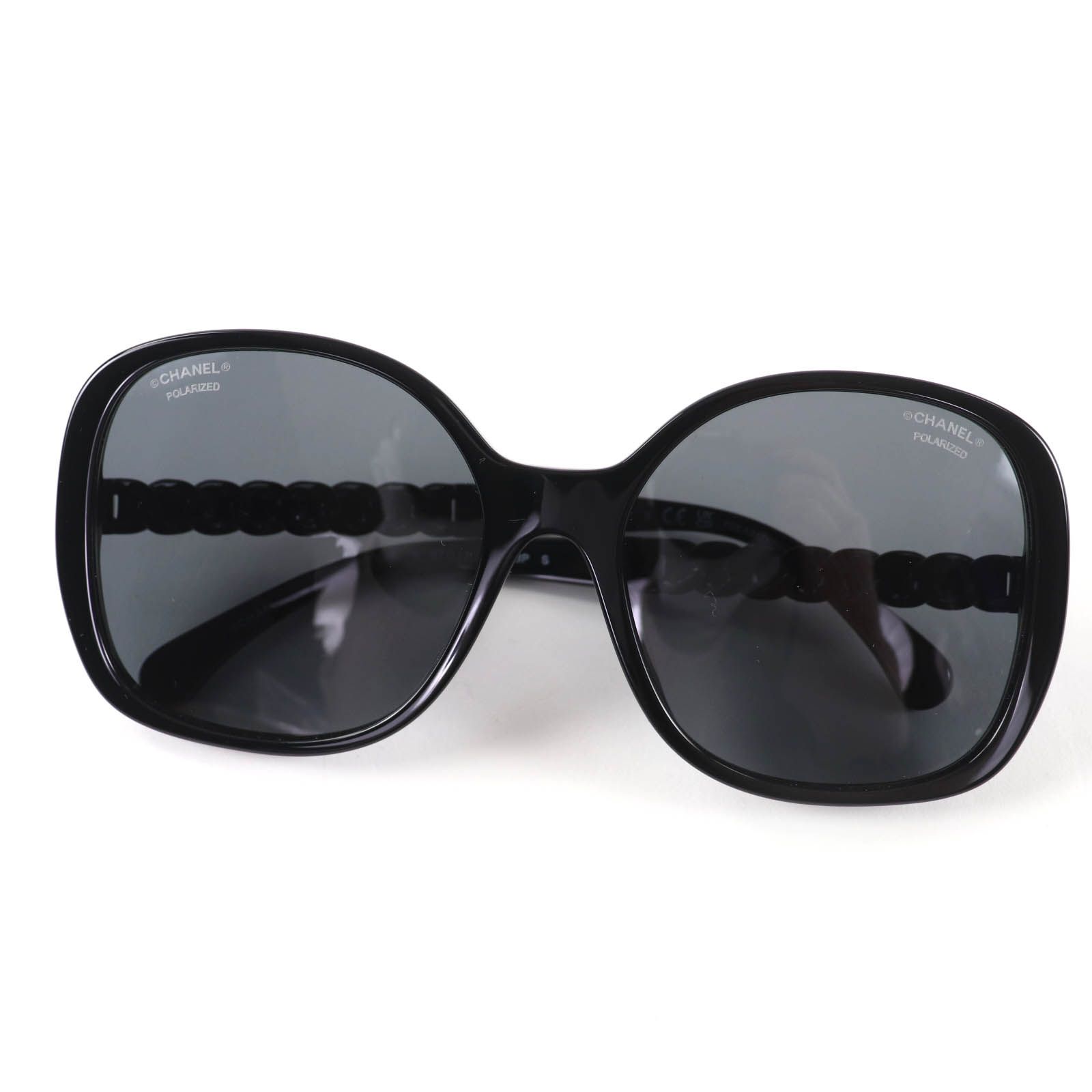 美品☆CHANEL シャネル 5470-Q-A ココマーク チェーン エナメルレザー使い サングラス ブラック 57□17 140 ケース付き イタリア製 レディース 美品☆CHANEL シャネル 5470-Q-A ココマーク チェーン エナメルレザー