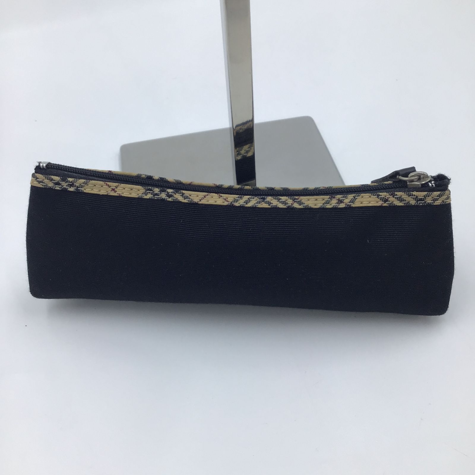 BURBERRY バーバリー ペンケース 筆箱 ノバチェック レザー 小物入れ