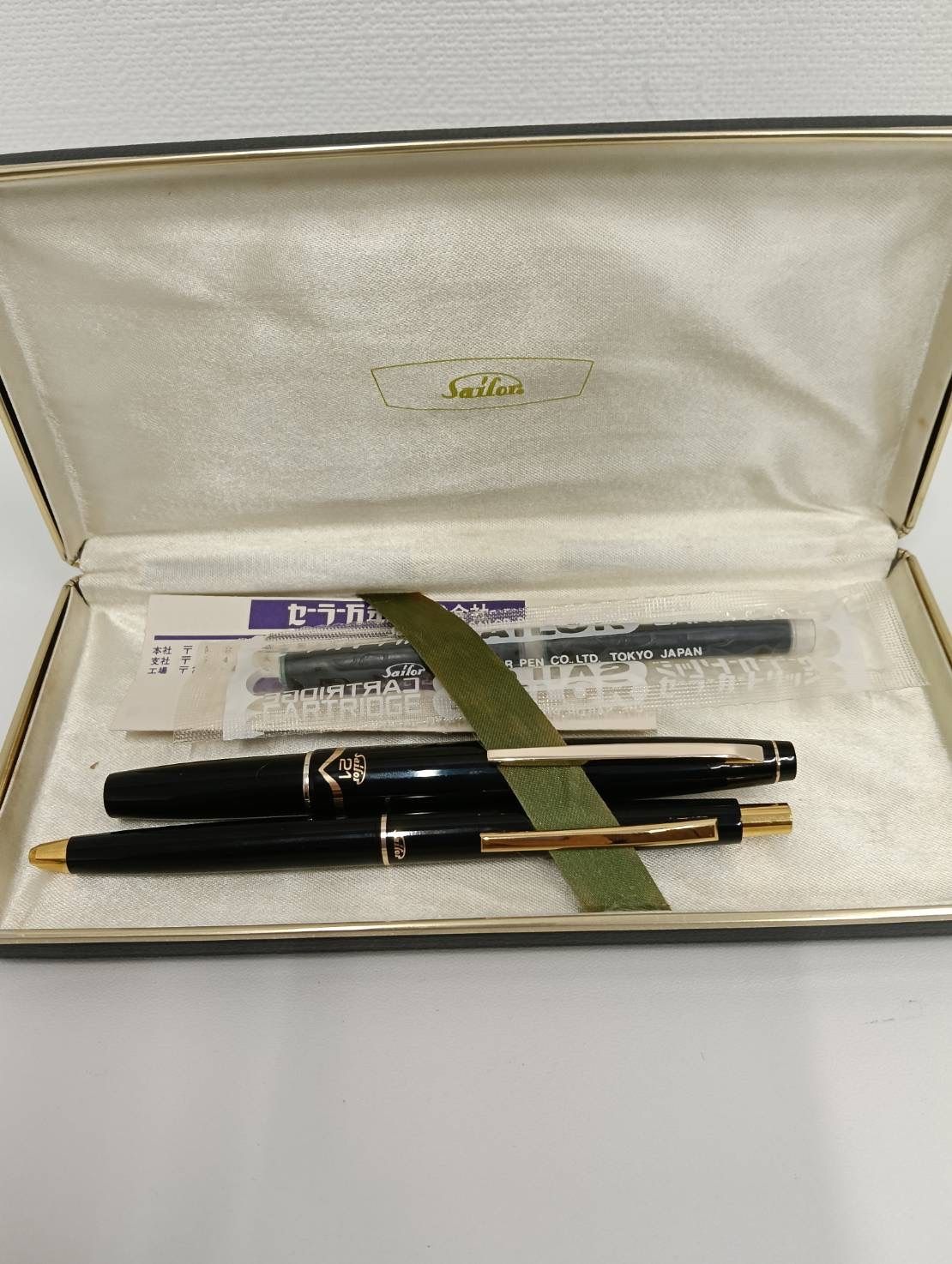 SAILOR 黒 万年筆 専用ケース付き SAILOR 黒 万年筆 専用ケース付き 【公式通販】