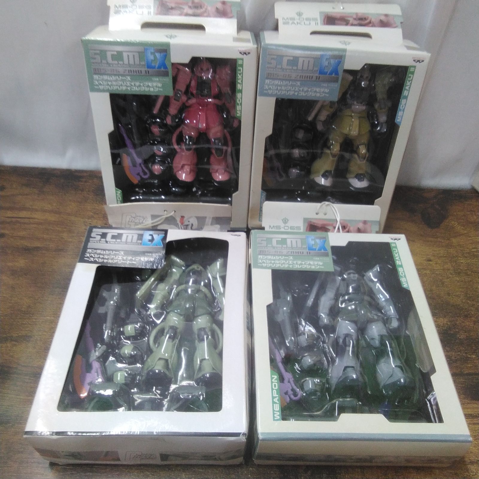 ガンダムシリーズ S.C.M.EX MS-06 ZAKU II フィギュア 