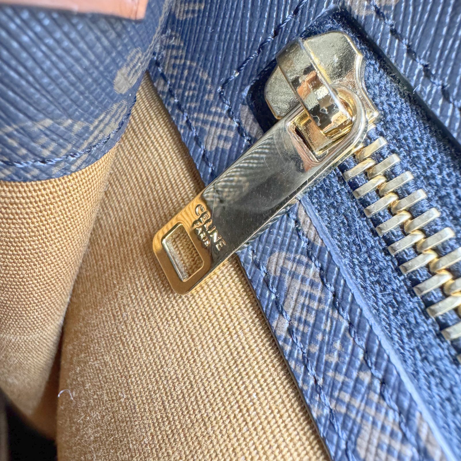 未使用級 CELINE セリーヌ トリオンフ バーティカル カバ ブラウン 