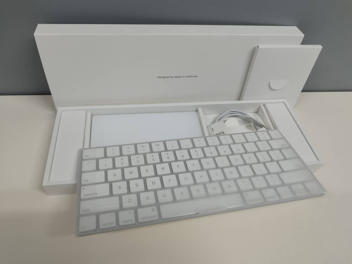 未使用に近い】Apple Magic Keyboard/Trackpad 2セット US配列 - メルカリ