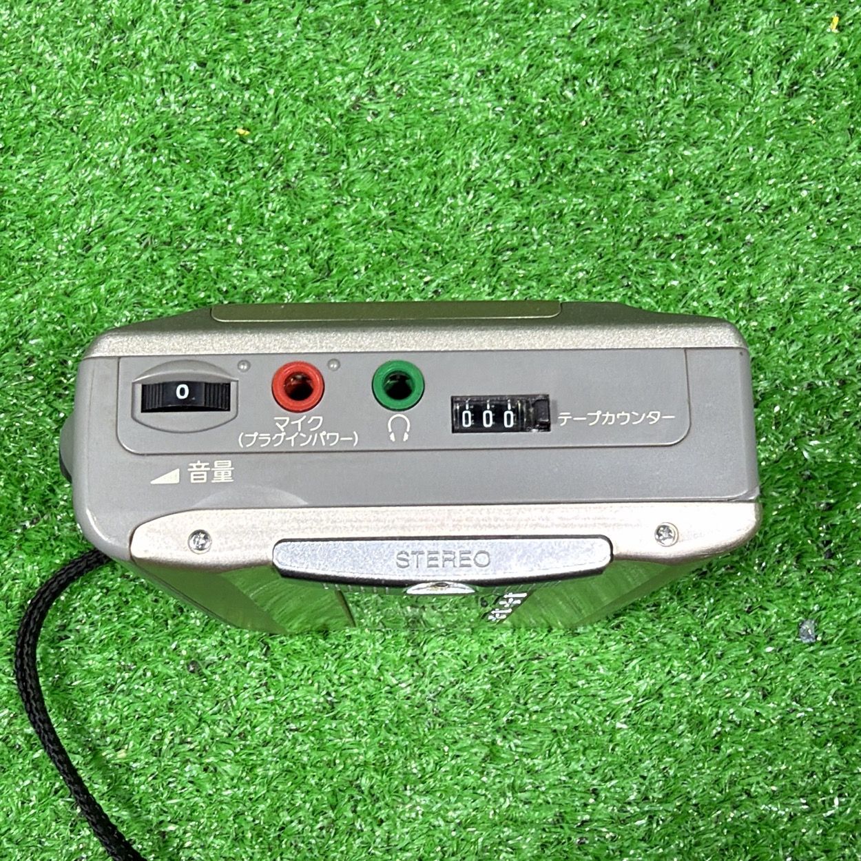 電池通電確認済/現状品】SONY TCS-600 シルバー ステレオカセット