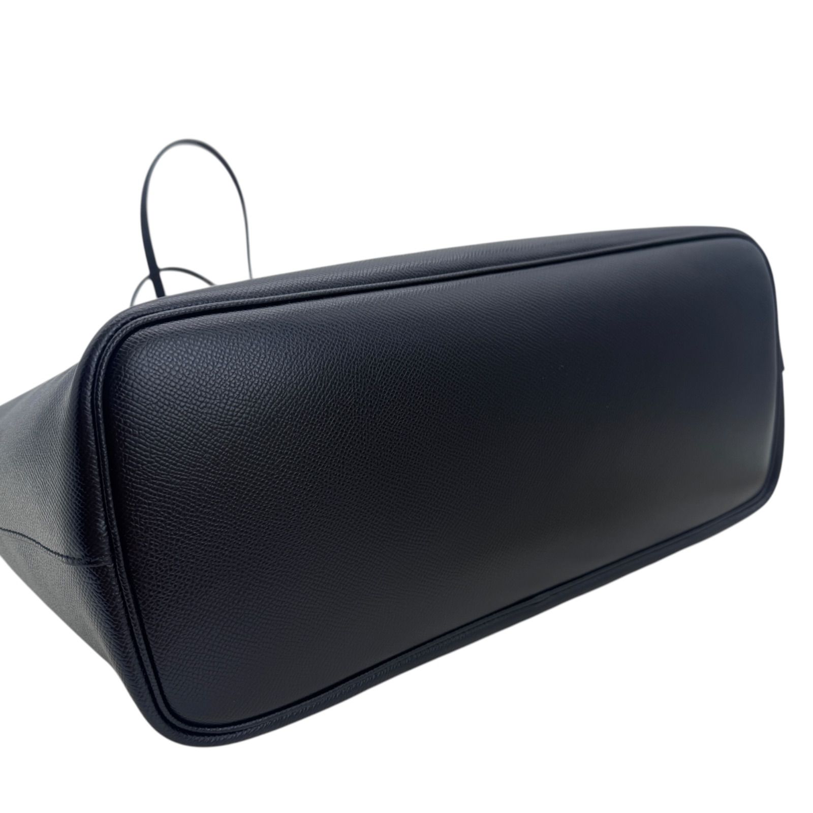 極美品 Salvatore Ferragamo サルヴァトーレフェラガモ ヴァラリボン 