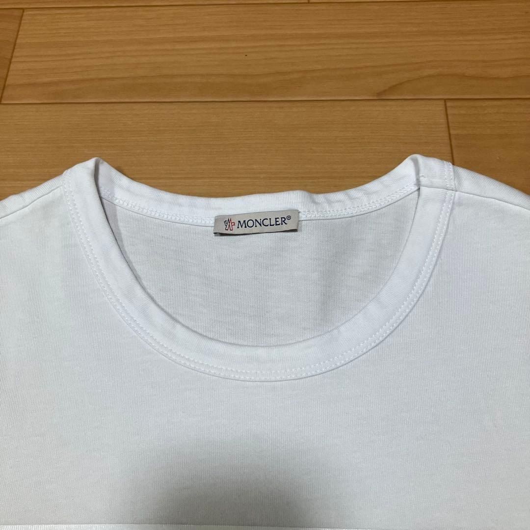 MONCLER ホワイト ロゴ Tシャツ M プリント 3S44 - メルカリ