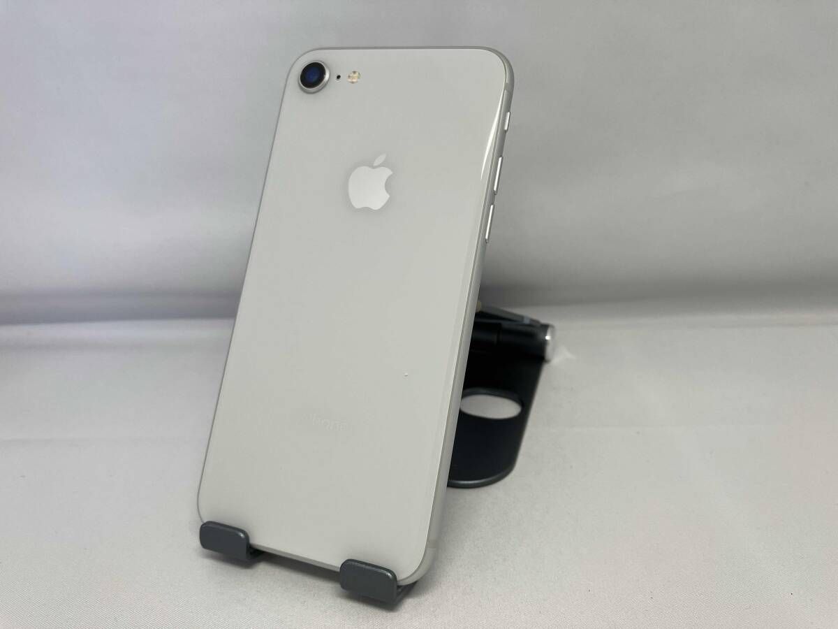 MQ852J/A iPhone 8 256GB シルバー docomo （β01-07-18） 【公式通販】