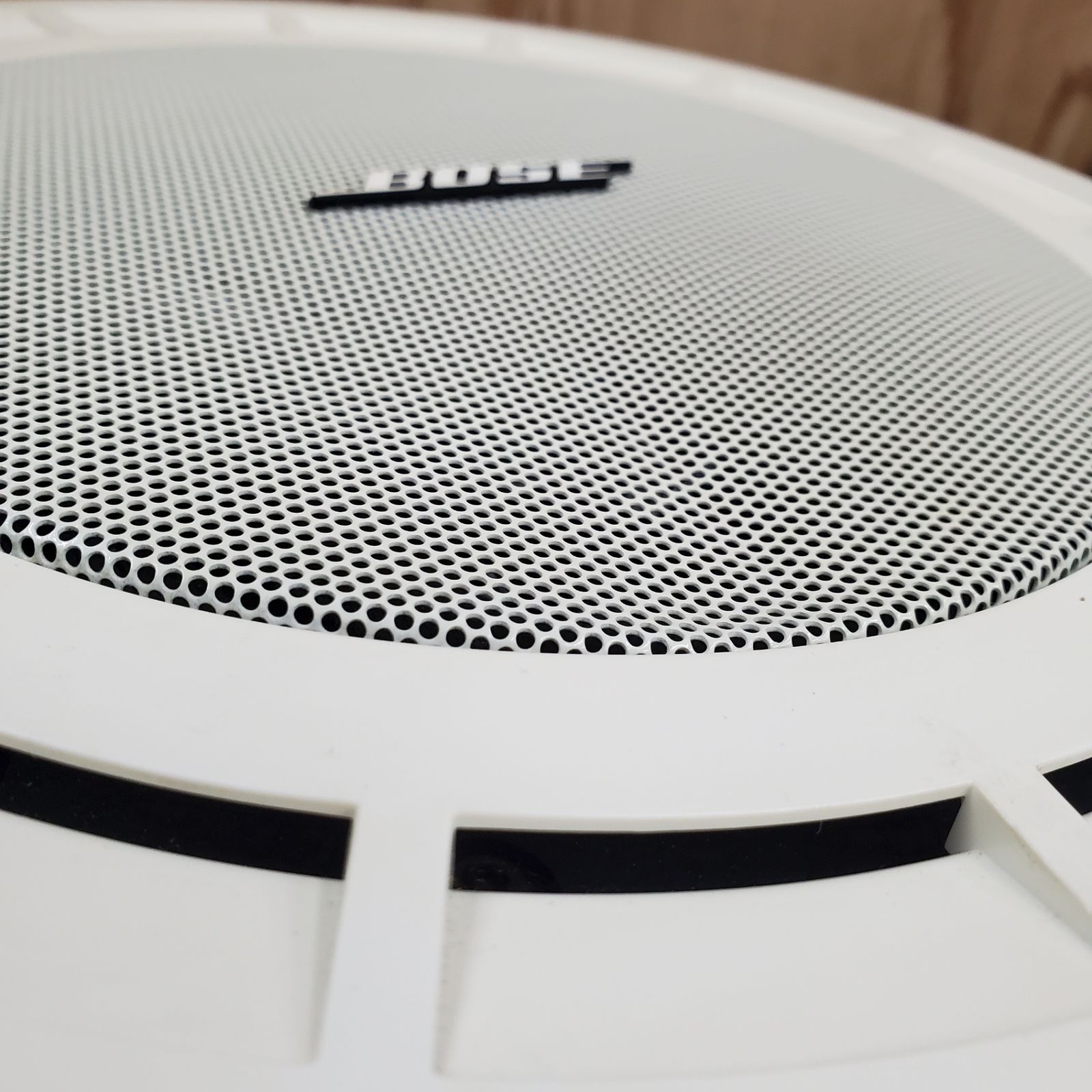 BOSE∥ ボーズ防滴天井埋め込みスピーカーホワイト 111CL-TIII 2台 BOSE∥ ボーズ防滴天井埋め込みスピーカーホワイト 111CL-TIII 2台