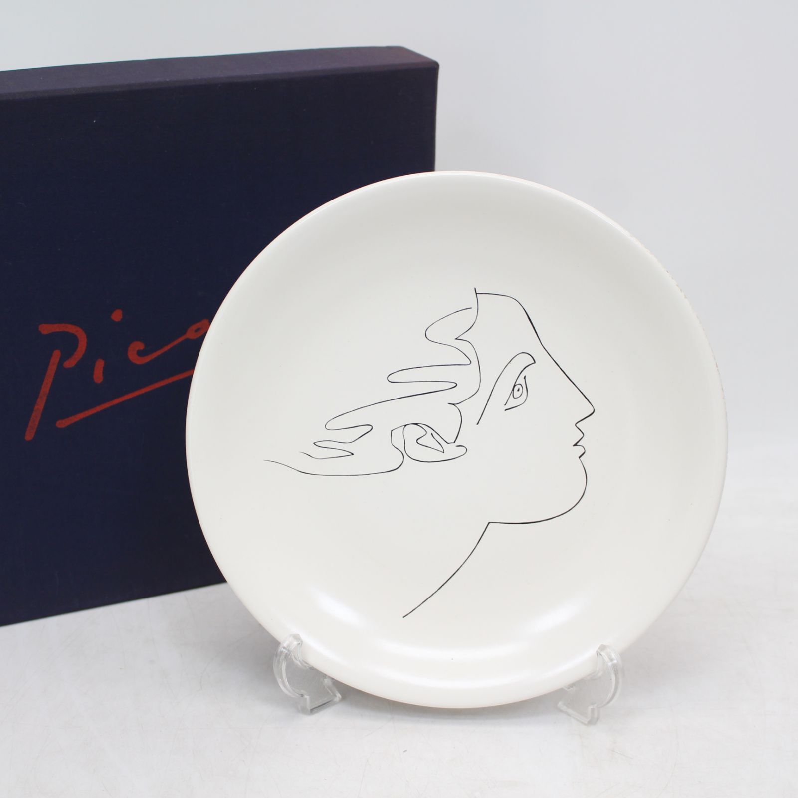118)ピカソ 絵皿 「女の顔」顔の線画 陶器製プレート 飾り皿 直径約