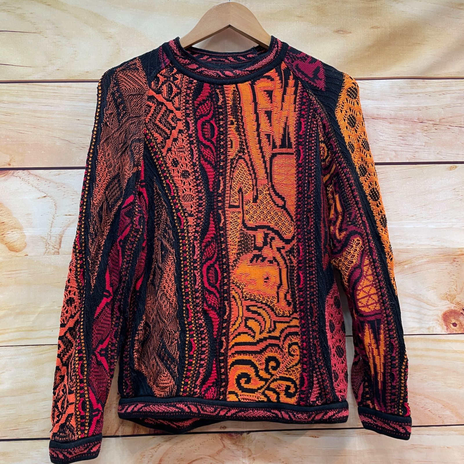 COOGI 3Dニット ダーク系 オレンジ レアカラー - メルカリ