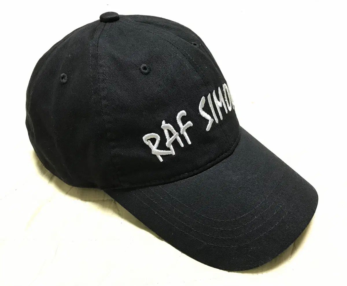 RAF SIMONS ラフ シモンズ ベースボールキャップ (ブラック) - メルカリ