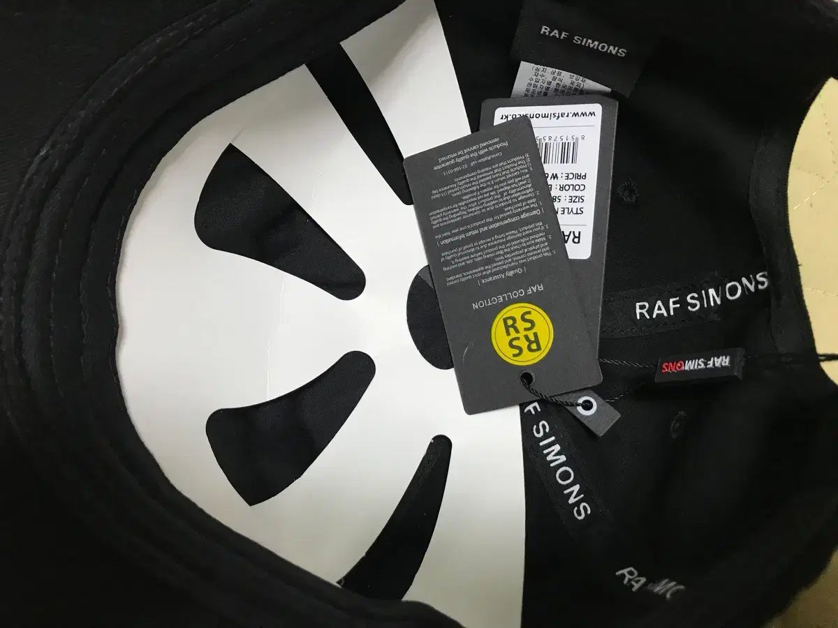 RAF SIMONS ラフ シモンズ ベースボールキャップ (ブラック) - メルカリ