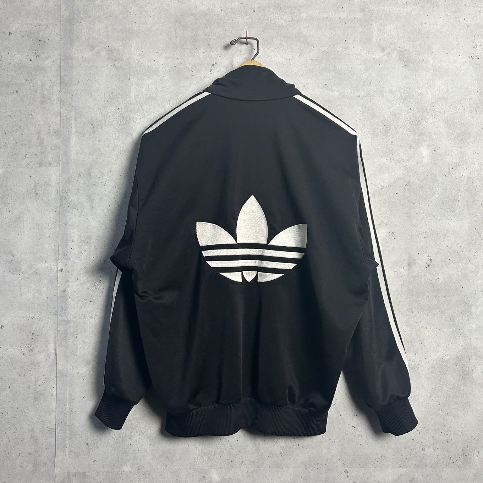 80s~90s adidas バックトレフォイル 刺繍ロゴ 万国旗タグ トラック 