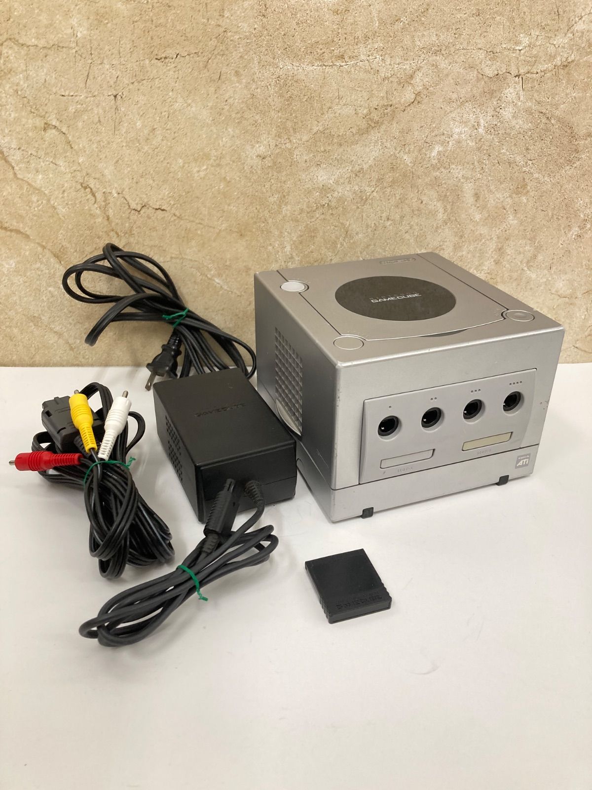 新作登場，送料無料】 【動作OK】 任天堂 ニンテンドー ゲームキューブ