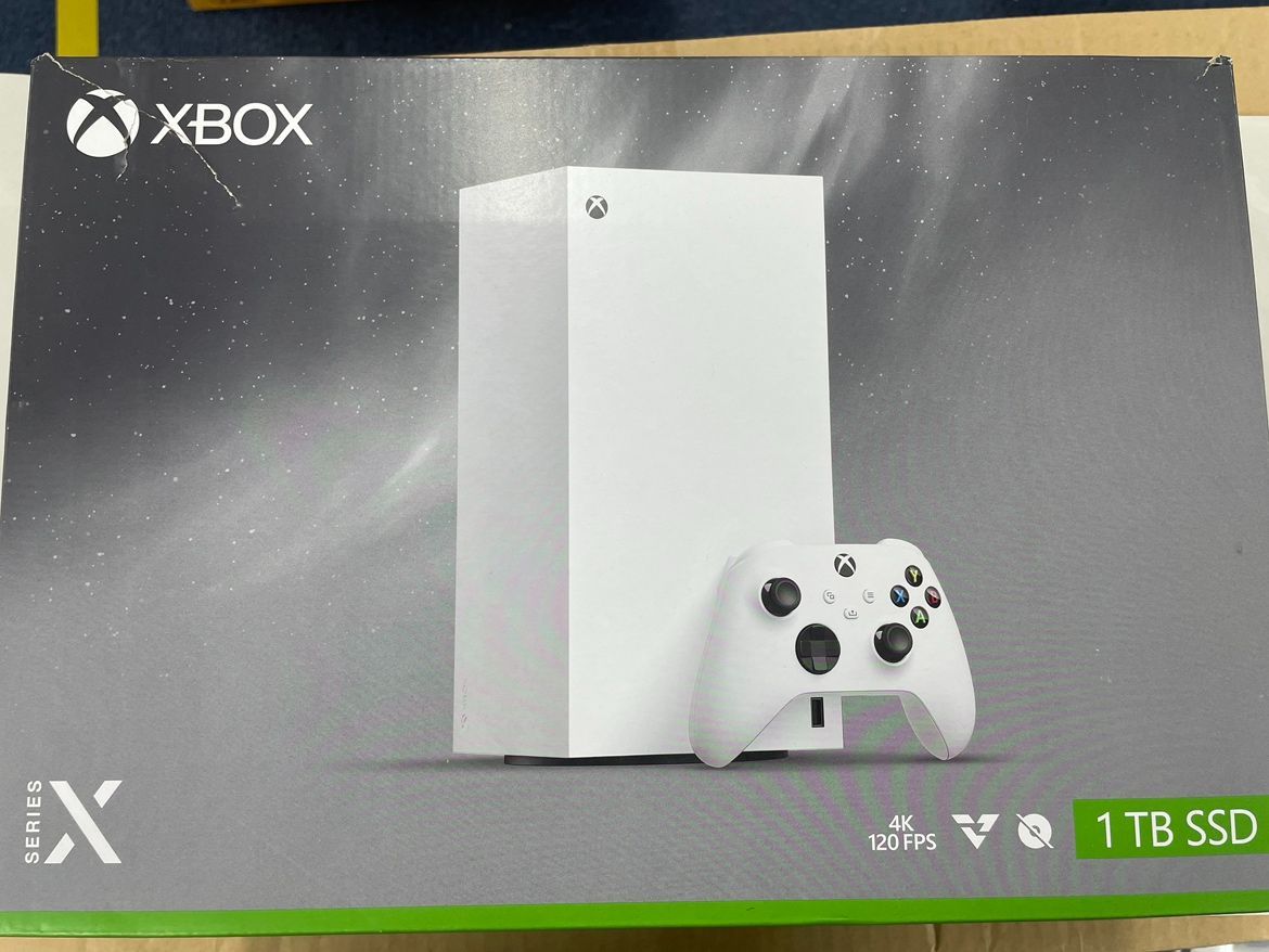 未開封品・箱やぶれあり】Microsoft マイクロソフト Xbox Series X 